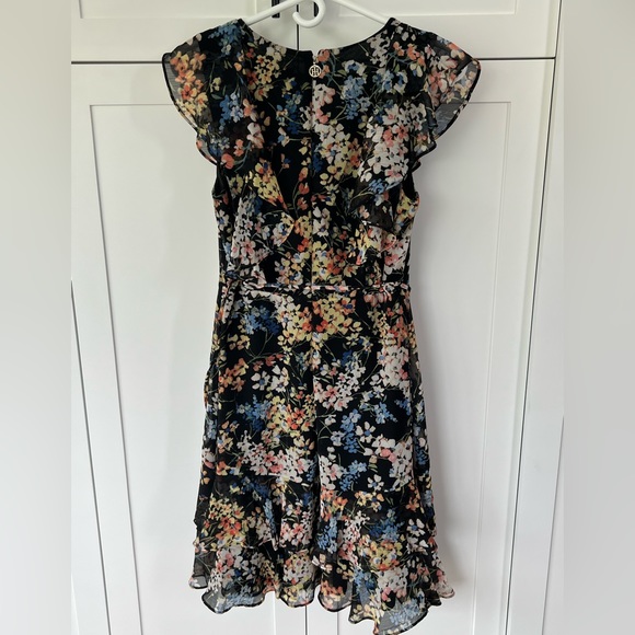 Tommy Hilfiger Short Dress - Picture 4 of 4